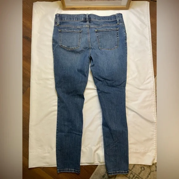 Isabel Maternity size 8 skinny distressed jeans - Picture 4 of 6